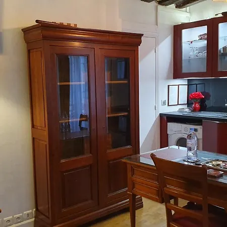 Bernardo 42 Galande アパート *