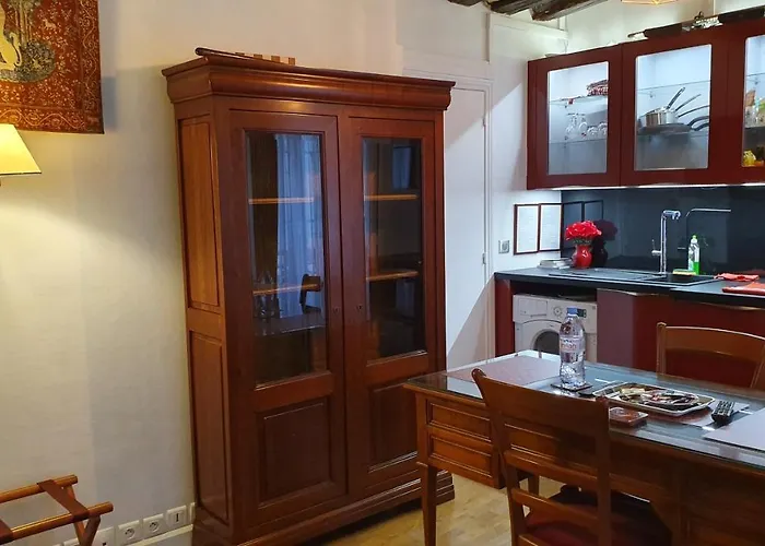 Bernardo 42 Galande Apartman *